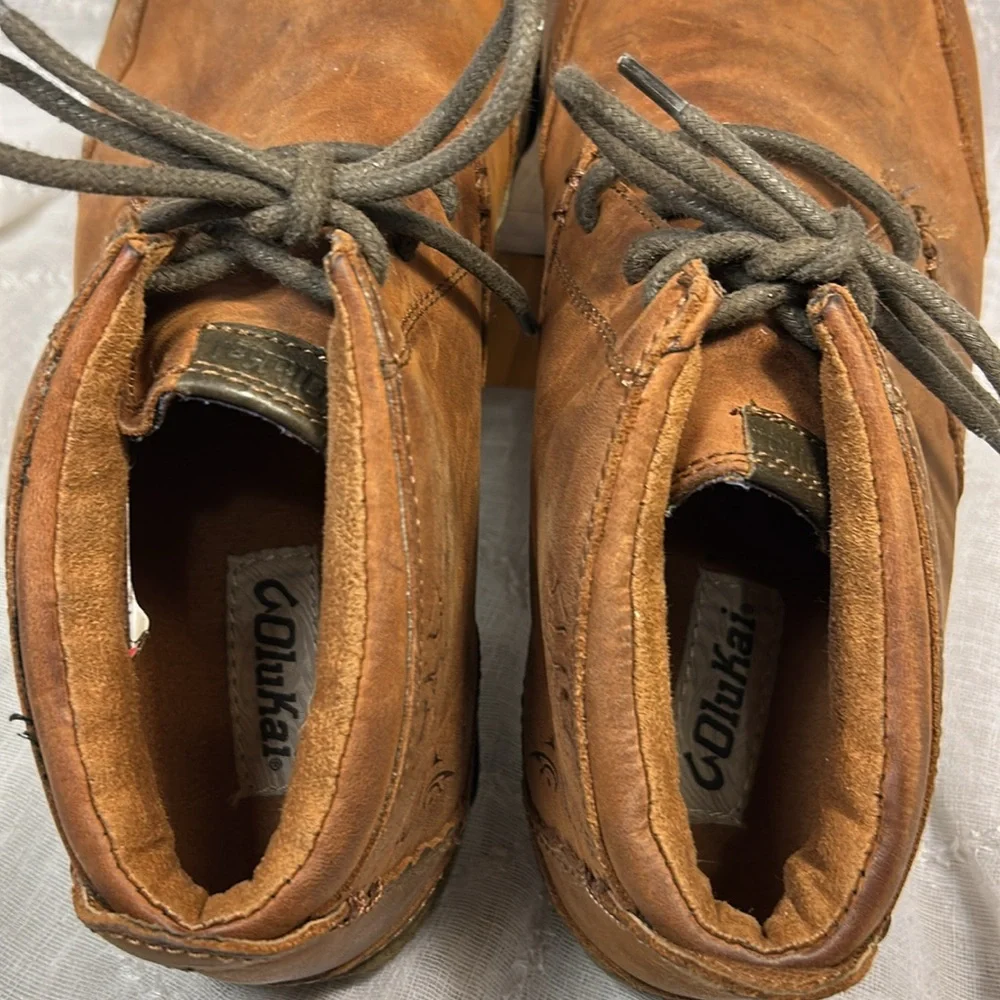 OluKai leather ankle lace up boots